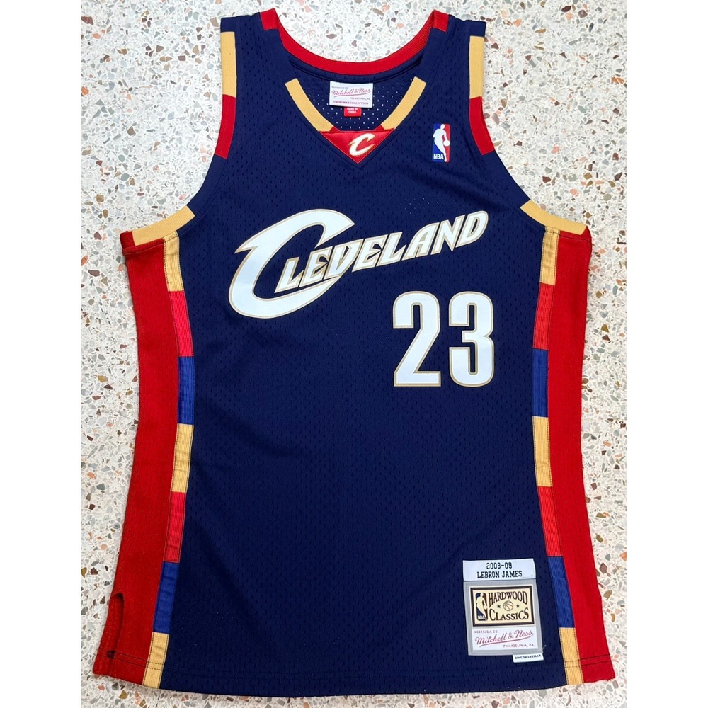 Mitchell & Ness NBA 2008-09 Cleveland Cavs #23 Lebron James Jersey Size Medium